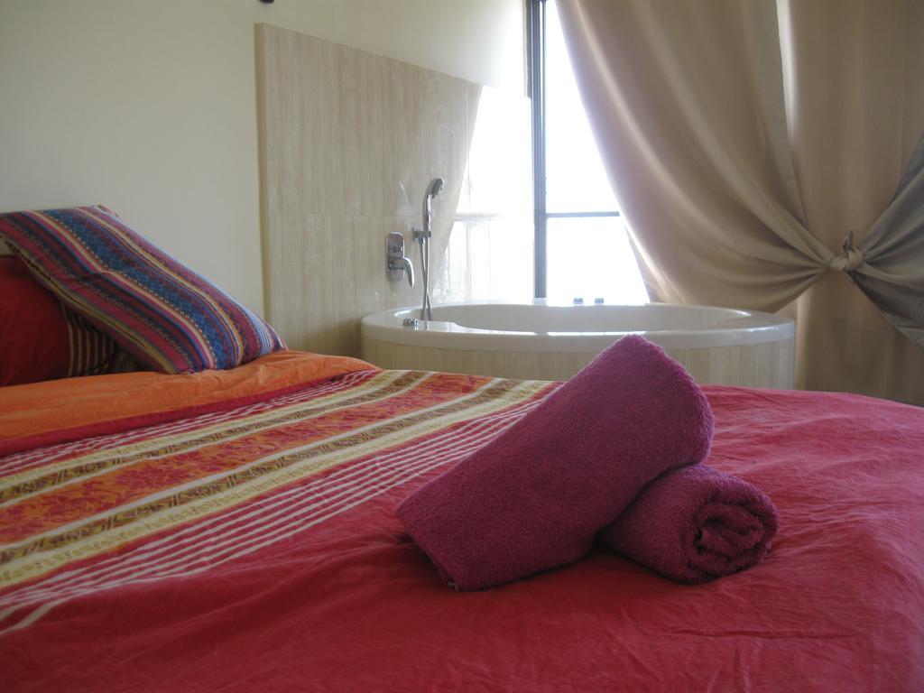 Haifa Vacation Flat Hotel Room photo